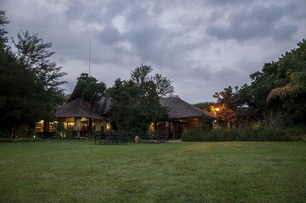 Kedar Heritage Lodge, Conference Centre & Spa Рустенбург Екстериор снимка